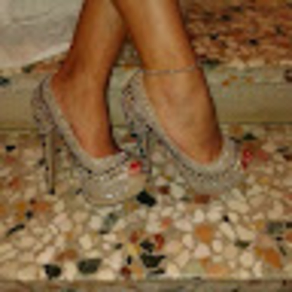 Meet your Posher, Prophetess